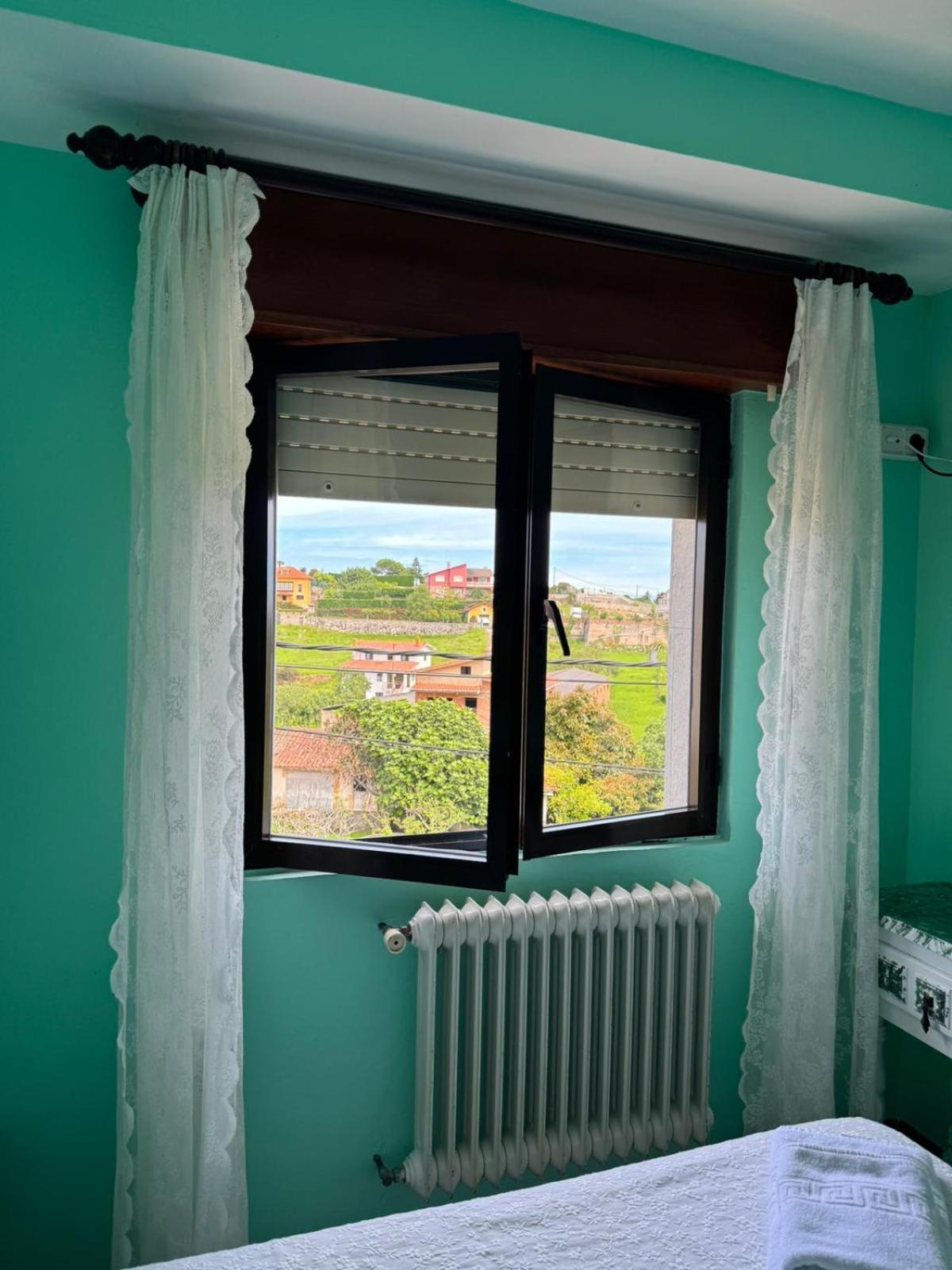 El Castanu De Cue Hotell Eksteriør bilde